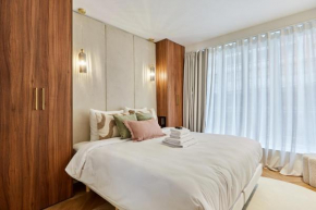 Residence 2 Apartments Center of Paris by Studio Prestige